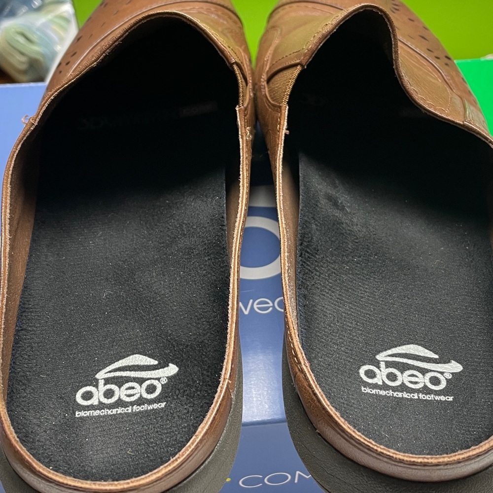 Abeo Women’s leather mules - Picture 3 of 12